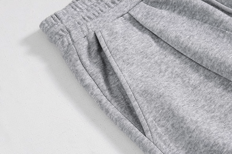 GRAY BUTTON-UP HOODIE & WIDE SWEATPANTS