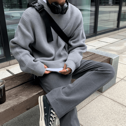 KNITTED ROUND NECK SWEATER