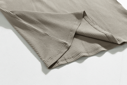 PLEATED SLEEVELESS SHIRT & WIDE DRAWSTRING PANTS