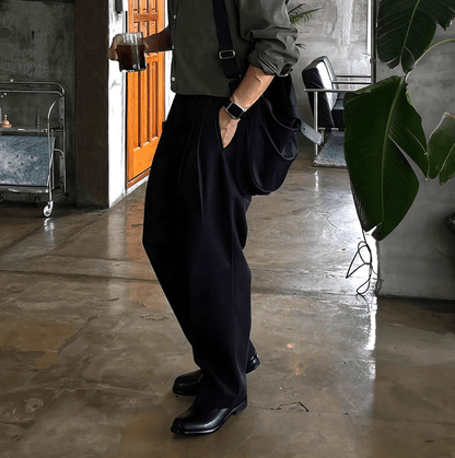 FOLDED PLEATED STRAIGHT PANTS