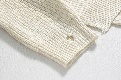 KNITTED PULLOVER ROUND NECK SWEATER