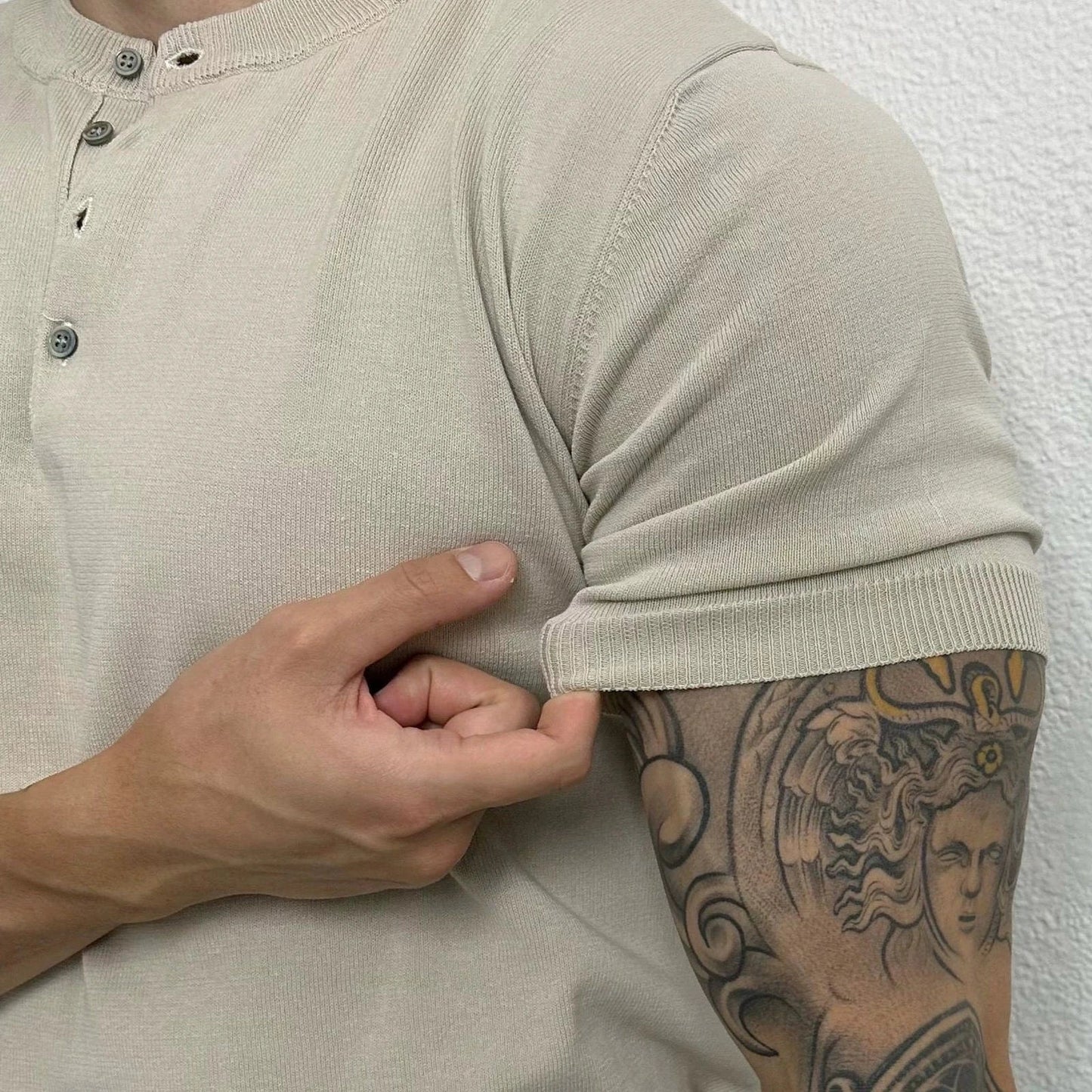 HENLEY COLLAR SHORT SLEEVE