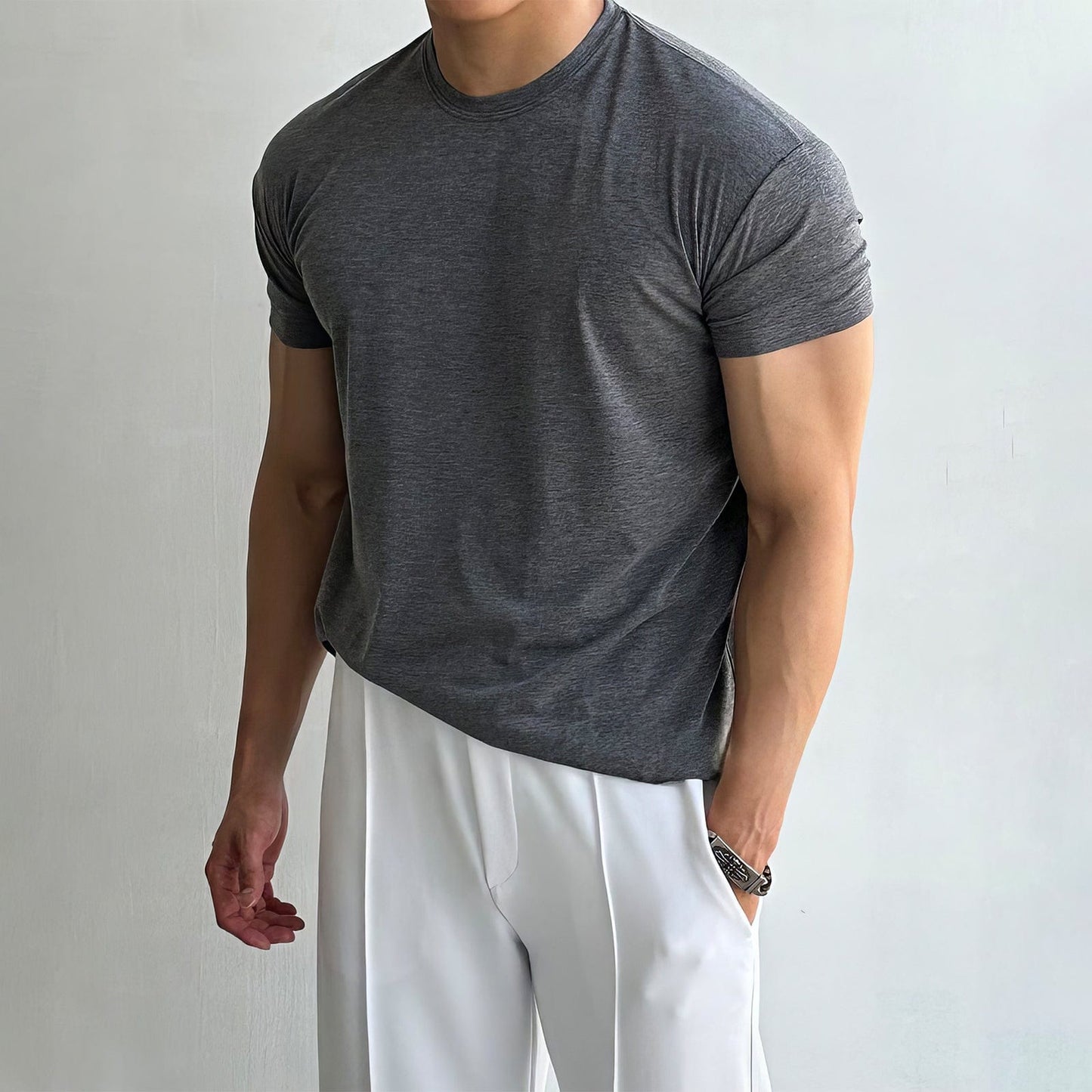SLIM FIT SHORT SLEEVE
