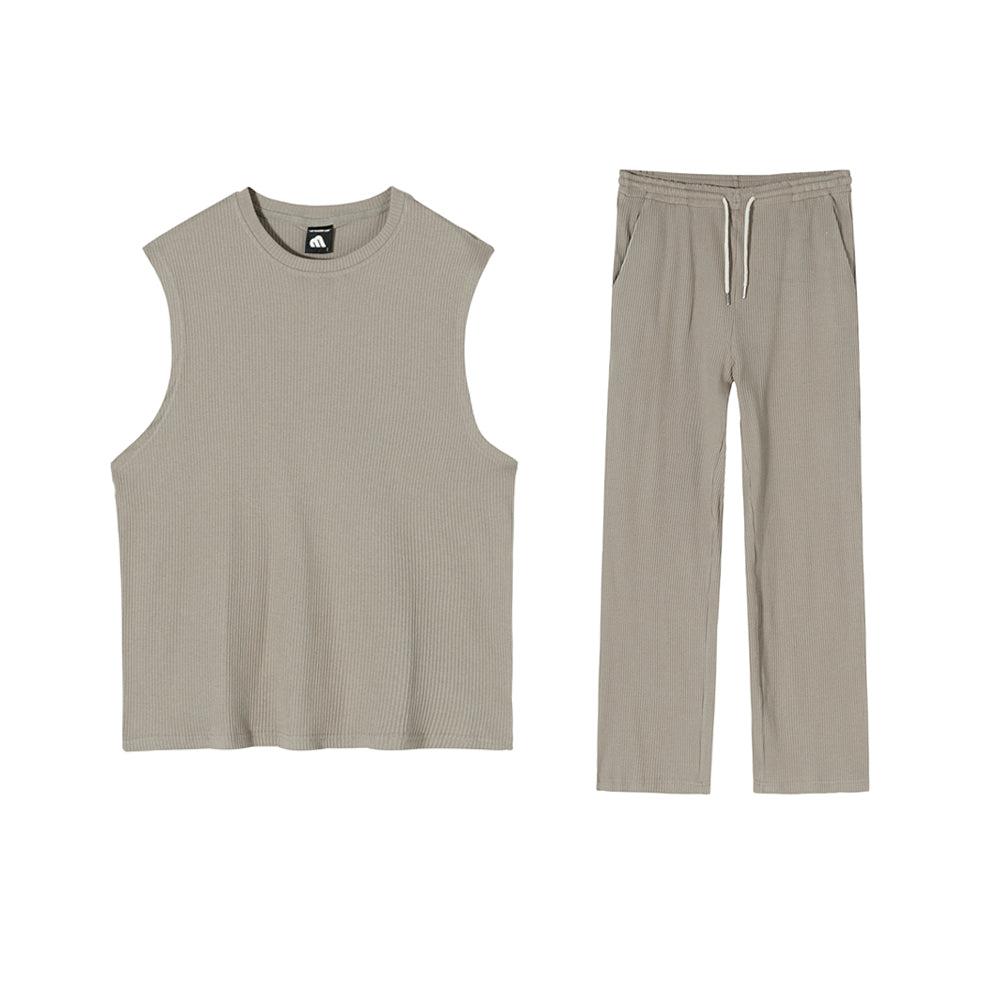 PLEATED SLEEVELESS SHIRT & WIDE DRAWSTRING PANTS