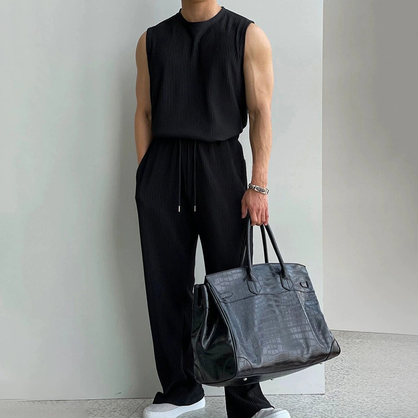 PLEATED SLEEVELESS SHIRT & WIDE DRAWSTRING PANTS