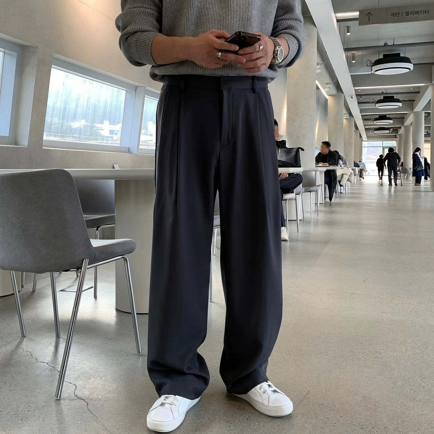 FOLDED PLEATED STRAIGHT PANTS