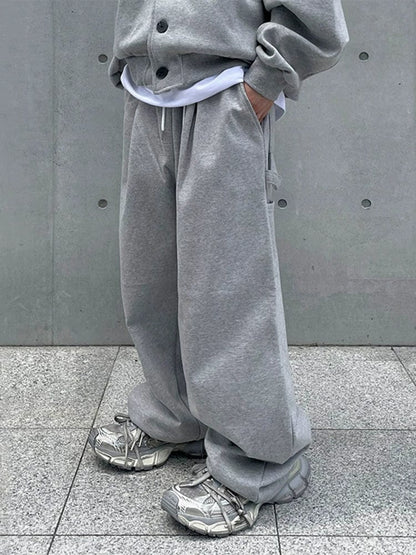 GRAY BUTTON-UP HOODIE & WIDE SWEATPANTS