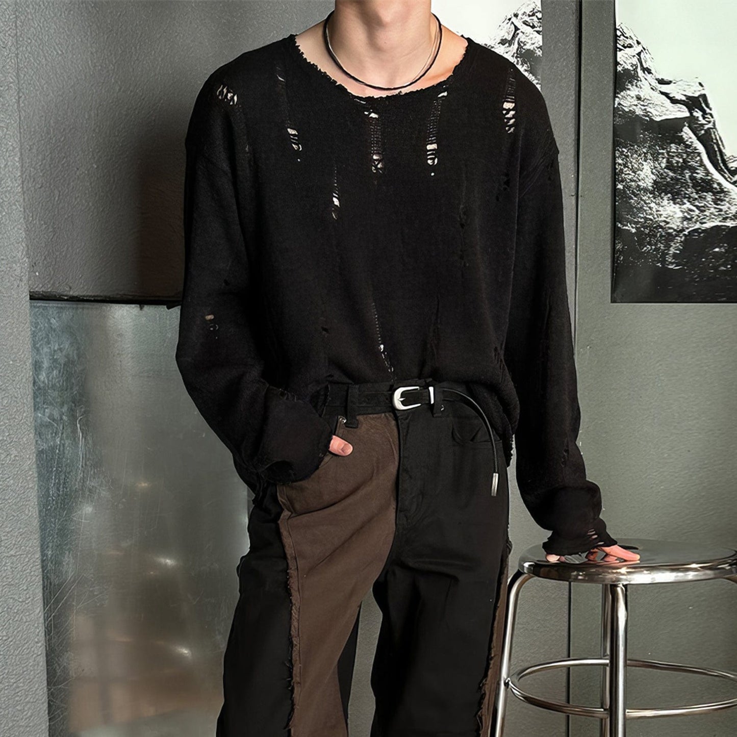 KNIT DISTRESSED LONGSLEEVE