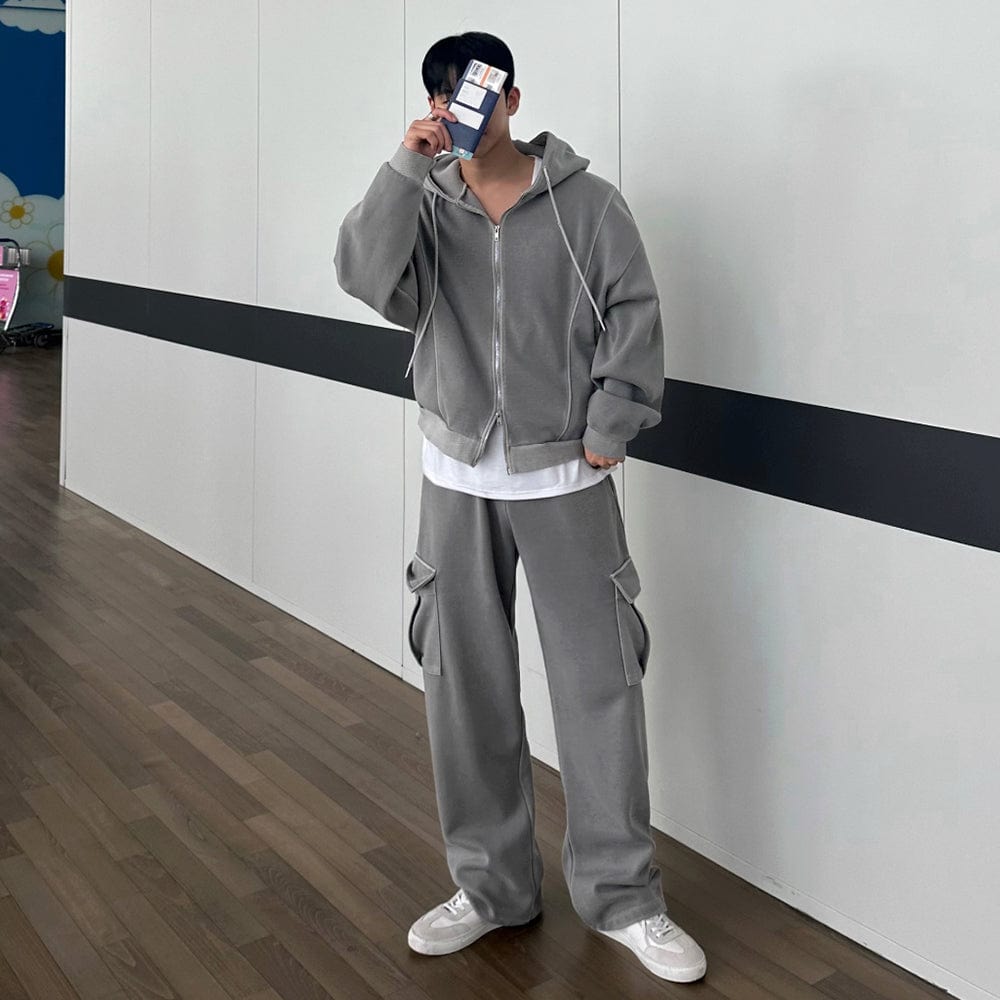 ZIP-UP HOODIE & CARGO SWEATPANTS