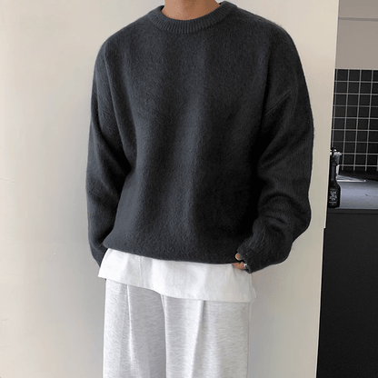 KNITTED PULLOVER SWEATER